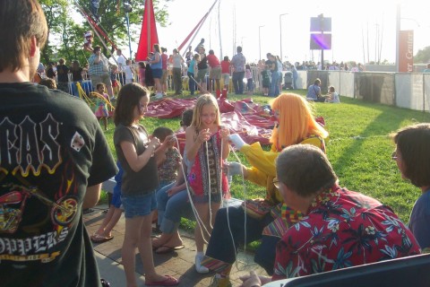 entertaining with rope magic